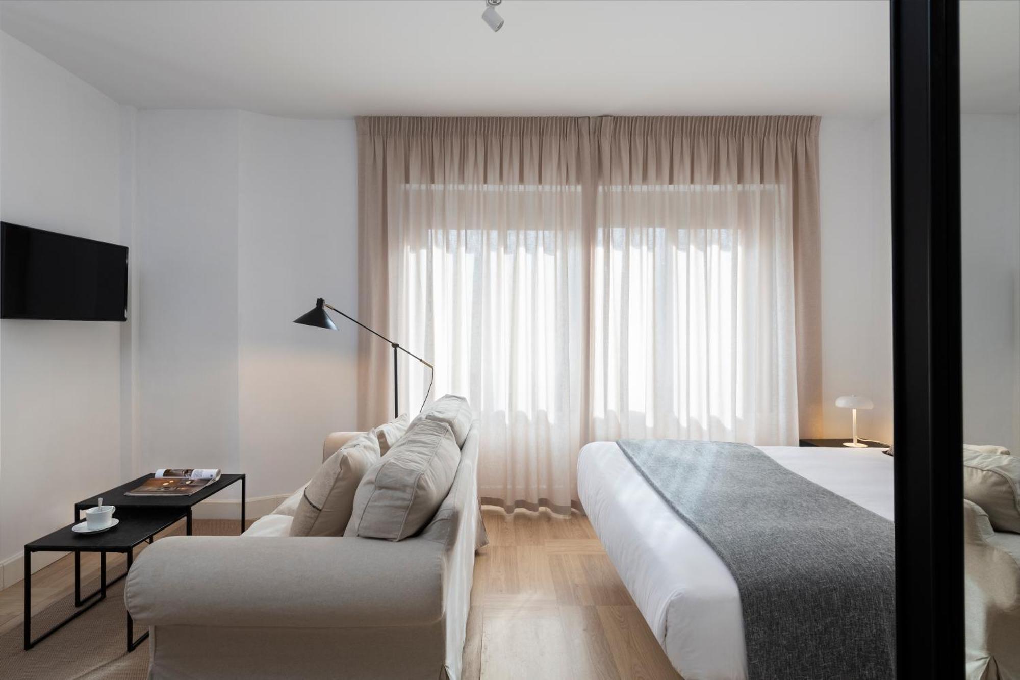 Salado Suites Apartments Sevilla Bagian luar foto